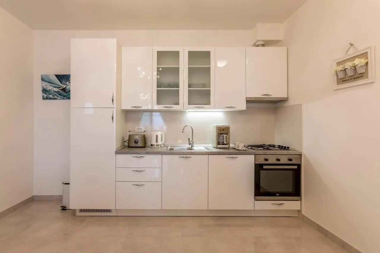 Luxury Villa Bello Horizonte With Swimming Pool Split Daire