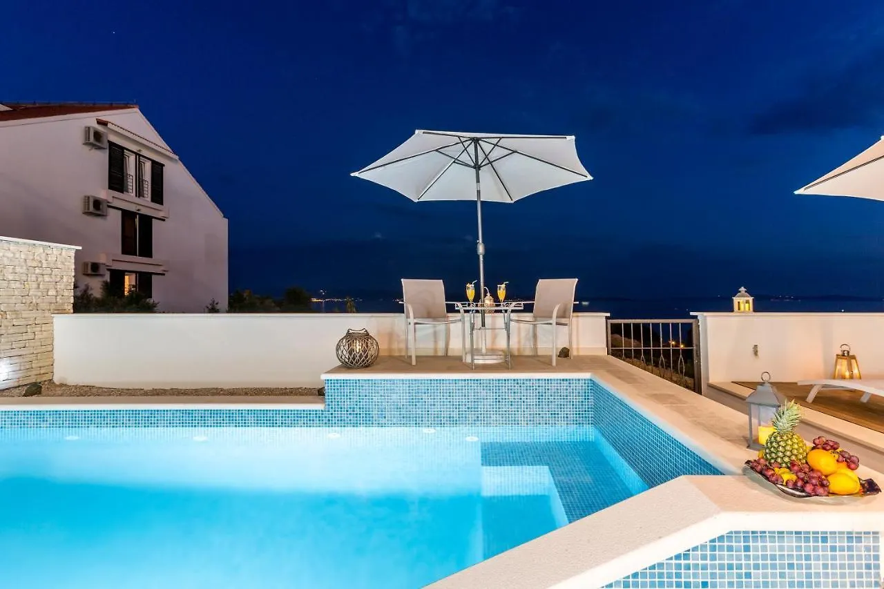 Appartement Luxury Villa Bello Horizonte With Swimming Pool Split