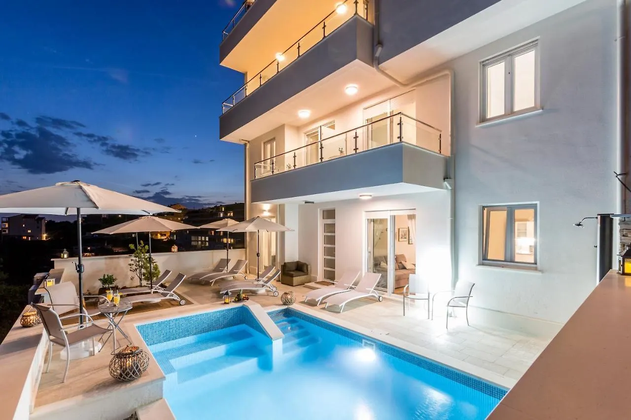 Appartement Luxury Villa Bello Horizonte With Swimming Pool Split