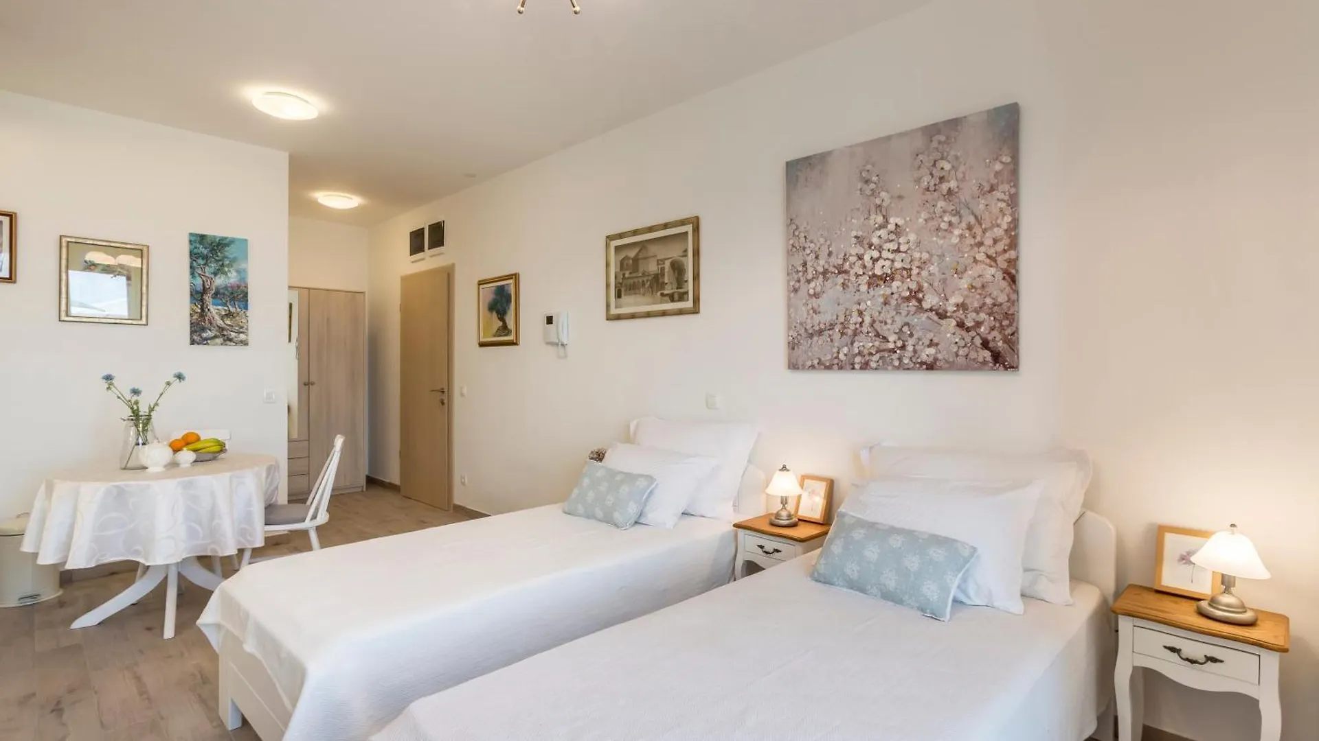 Appartement Luxury Villa Bello Horizonte With Swimming Pool Split Kroatië